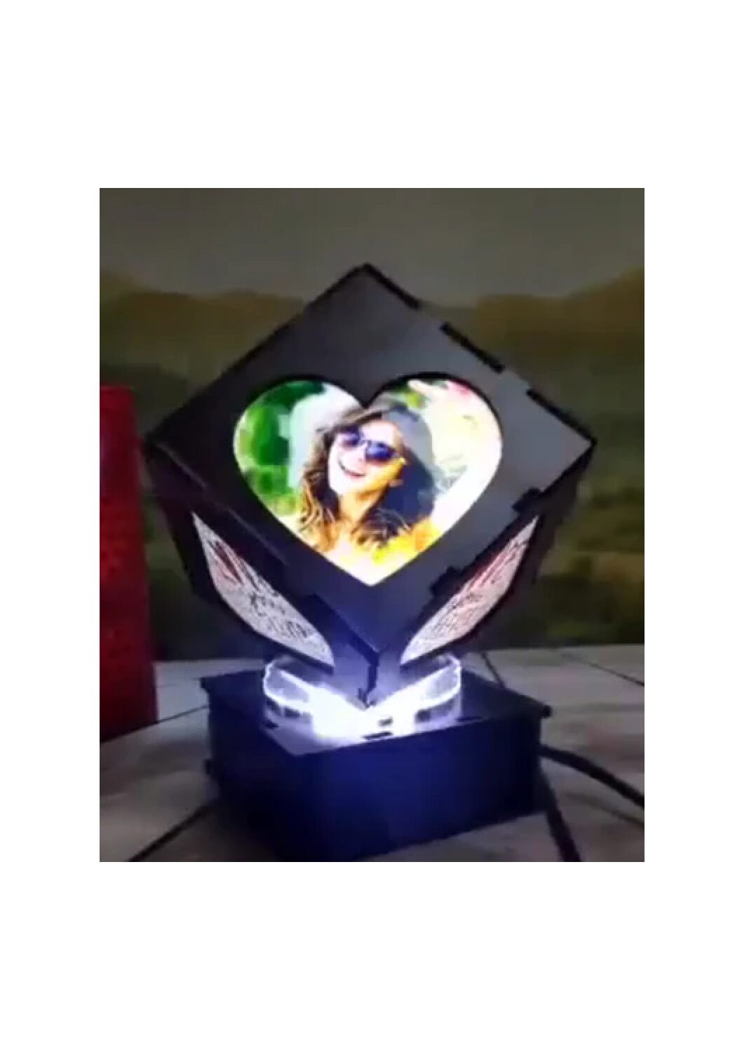 CUBICAL HEART ROTATING LAMP (WOODEN)